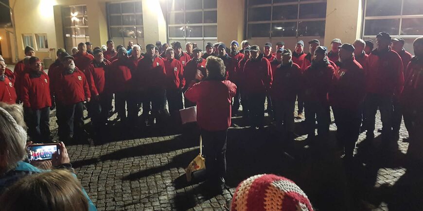 Bergsteigerchor Kurt Schlosser zum Neujahrsfeuer in Lockwitz - © aw (2024)